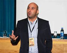 بیوگرافی بابک بختیاری بنیانگذار آیس پک