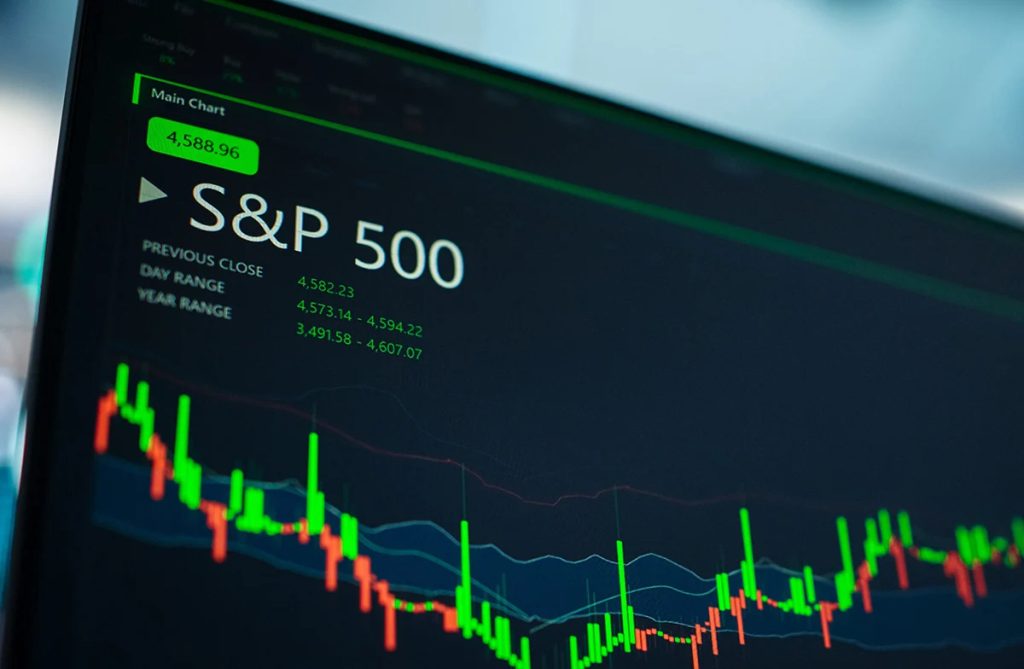شاخص S&P 500 در بورس آمریکا بهترین عملکرد هفتگی خود از نوامبر ۲۰۲۳ را ثبت کرد