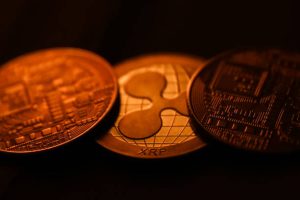 پیش‌بینی تحلیلگر: پذیرش بانکی، قیمت ریپل را به ۱,۰۰۰ دلار می‌رساند