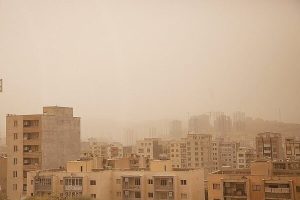 رگبار، رعد و برق و گردوخاک در راه ۱۵ استان / دمای ۵۰ درجه در اهواز!