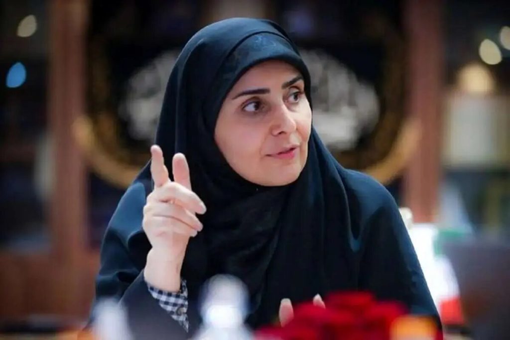 انتقاد وزیر راه از بی تدبیری مدیران سابق استان کرمان در بخش های توسعه جاده، راه آهن و مسکن